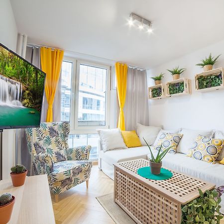 Little Home - Gran Canaria Warsaw Ngoại thất bức ảnh